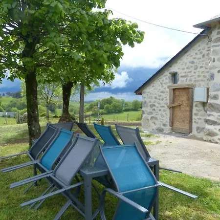 Le Des Monts Et Lacs Holiday home *
